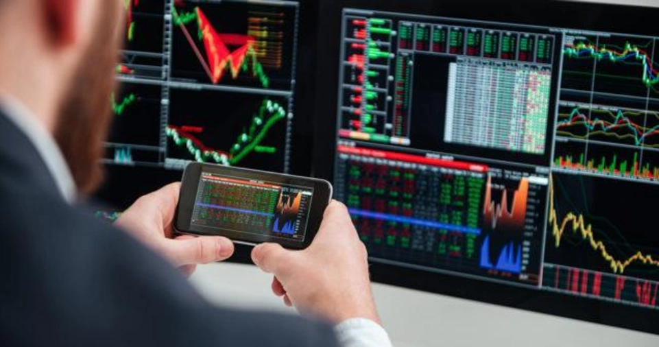 Technical Analysis and Chart Patterns